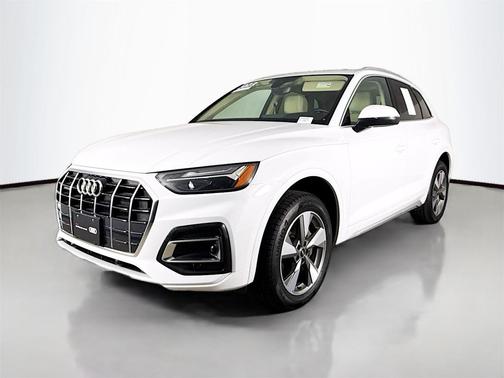 2023 Audi Q5 40 Premium