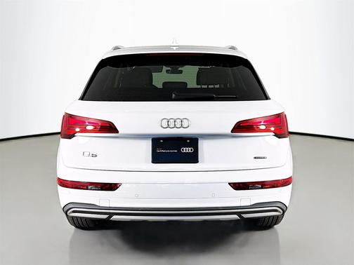 2023 Audi Q5 40 Premium