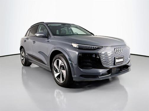 2025 Audi Q6 e-tron Premium Plus quattro