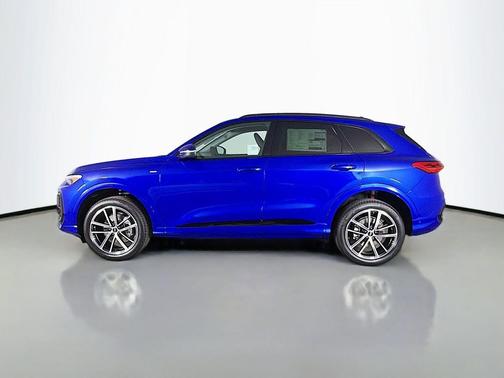 Blue 2026 Audi Q5 Premium Plus TFSI quattro S tronic