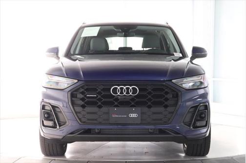 2022 Audi Q5 45 S line Premium Plus