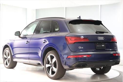 2022 Audi Q5 45 S line Premium Plus