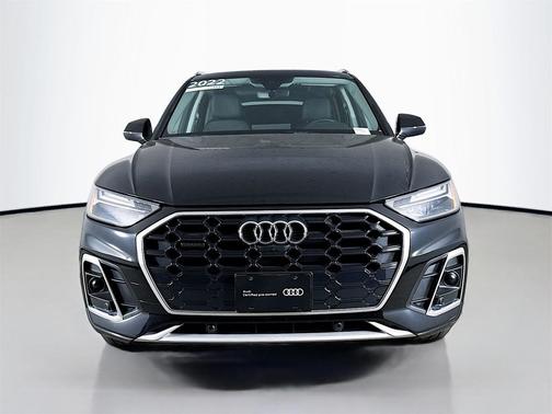 2022 Audi Q5 Premium Plus 45 TFSI S line quattro S tronic