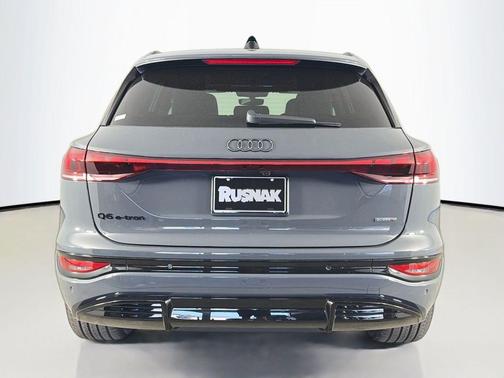Gray 2027 Audi Q6 e-tron Premium Plus quattro