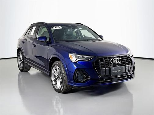 2025 Audi Q3 Premium 45 TFSI S line quattro Tiptronic