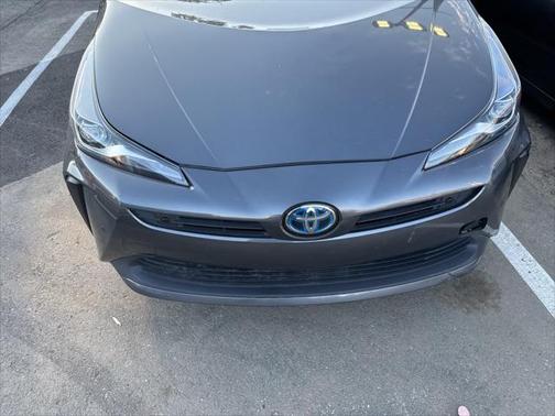 2020 Toyota Prius XLE