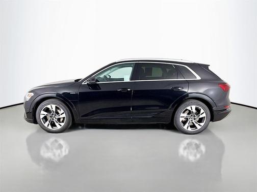 2023 Audi e-tron Premium Plus quattro