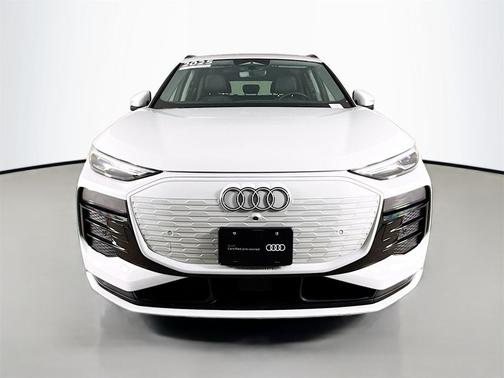2025 Audi Q6 e-tron Premium