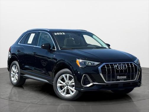 2022 Audi Q3 45 S line Premium