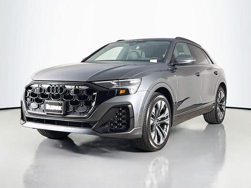 Daytona Gray 2026 Audi Q8 55 Prestige