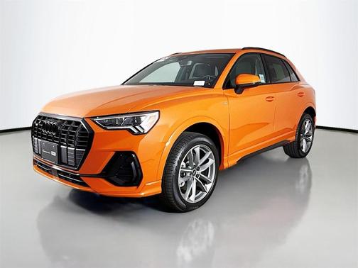 2024 Audi Q3 Premium 45 TFSI S line quattro Tiptronic