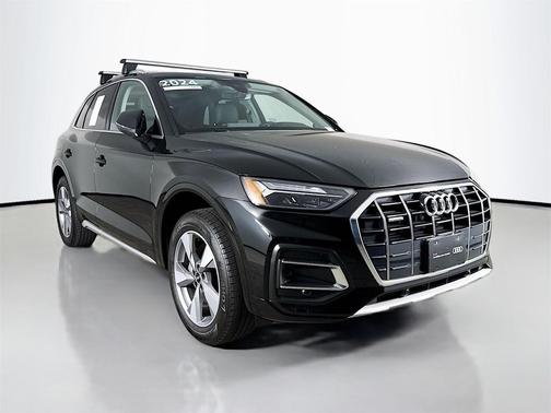 2024 Audi Q5 Premium 40 TFSI quattro S tronic