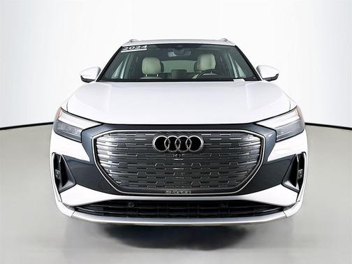 2024 Audi Q4 e-tron Premium Plus 50 quattro