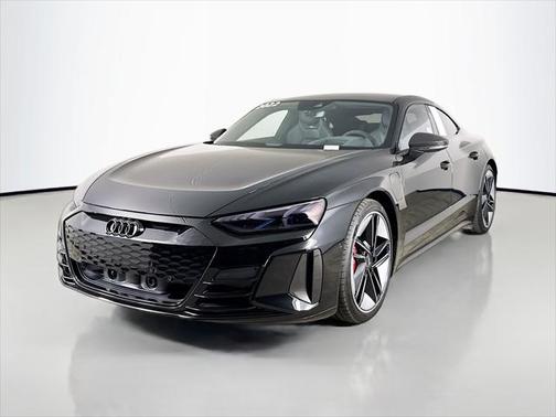 2022 Audi RS e-tron GT quattro