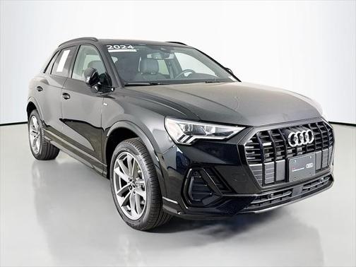 2024 Audi Q3 Premium 45 TFSI S line quattro Tiptronic