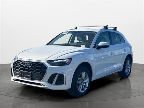 2022 Audi Q5 45 S line Premium