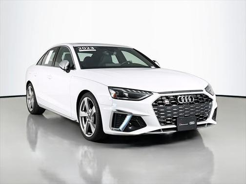 2023 Audi S4 Premium Plus TFSI quattro Tiptronic