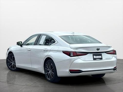 2024 Lexus ES 300h Base