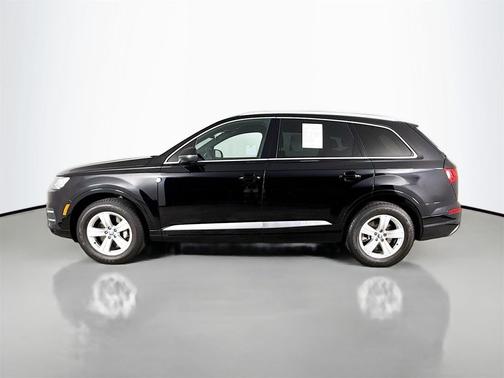 2019 Audi Q7 45 Premium Plus