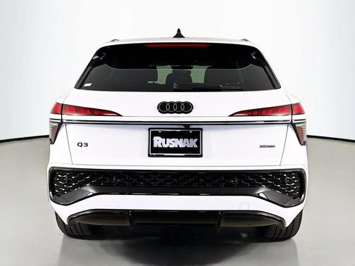Arkona White 2026 Audi Q3 TFSI quattro S tronic