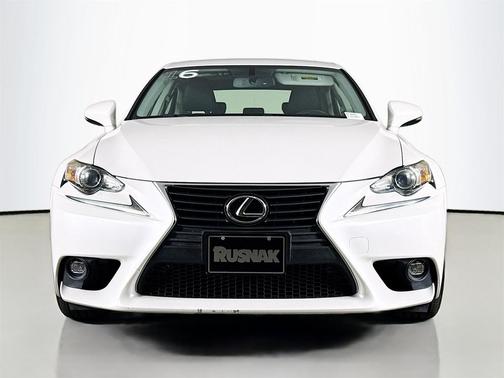 2016 Lexus IS 300 Base