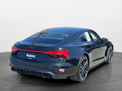 2024 Audi RS e-tron GT quattro