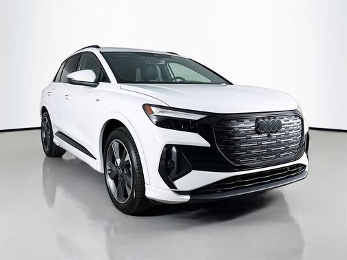 2025 Audi Q4 e-tron Premium Plus 55 quattro