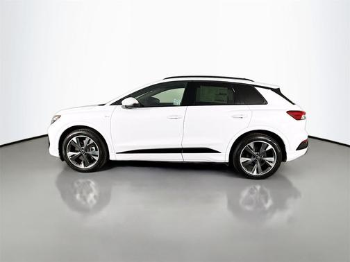 2025 Audi Q4 e-tron Premium Plus 55 quattro