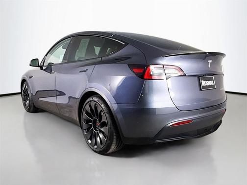 2022 Tesla Model Y Performance Dual Motor All-Wheel Drive