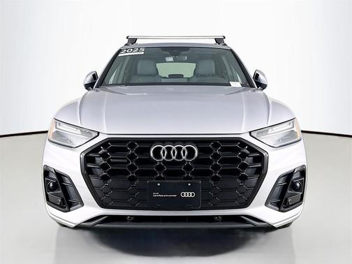 2025 Audi Q5 45 S line Premium