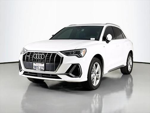 2024 Audi Q3 Premium Plus 45 TFSI S line quattro Tiptronic