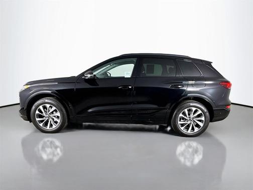 2025 Audi Q6 e-tron Premium quattro