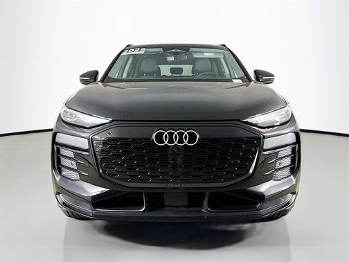 2025 Audi Q6 e-tron Premium quattro