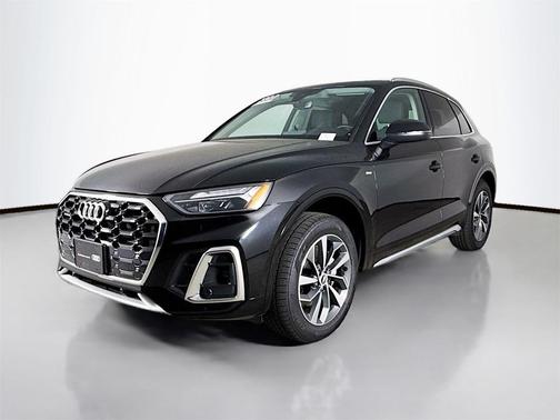 2022 Audi Q5 45 S line Premium