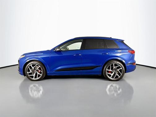 2025 Audi SQ6 e-tron Premium Plus quattro
