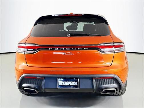 2024 Porsche Macan Base