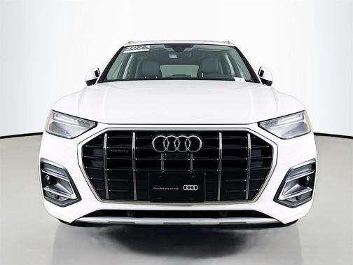 2023 Audi Q5 40 Premium Plus