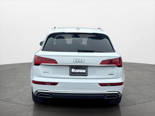 2022 Audi Q5 45 S line Premium Plus