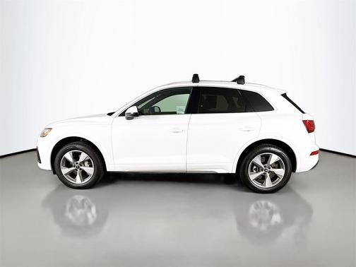 2023 Audi Q5 40 Premium