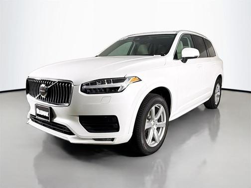 2023 Volvo XC90 B5 Core