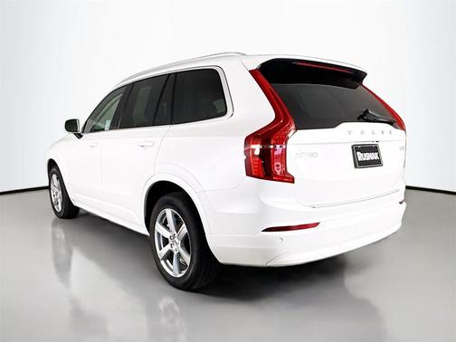 2023 Volvo XC90 B5 Core