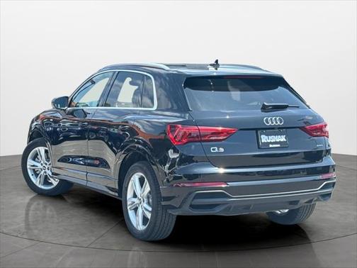 2023 Audi Q3 Premium 45 TFSI S line quattro Tiptronic