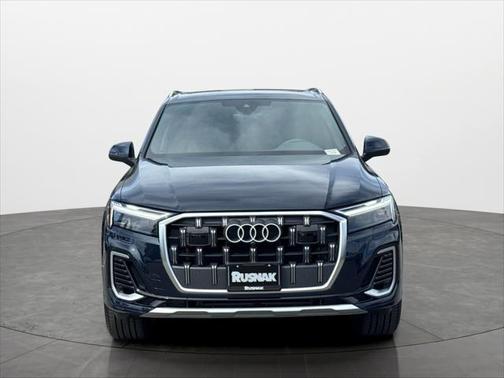 2025 Audi Q7 45 Premium
