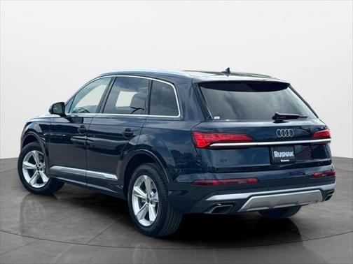 2025 Audi Q7 45 Premium