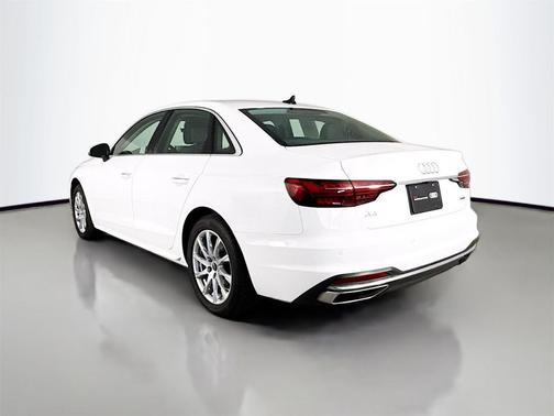 2022 Audi A4 40 Premium
