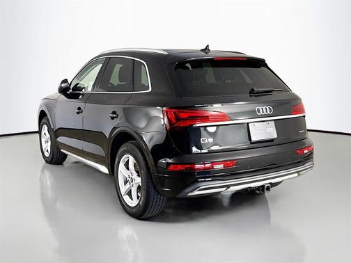 2023 Audi Q5 40 Premium