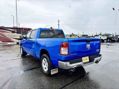 2024 RAM 1500 Big Horn Crew Cab 4x4 64' Box