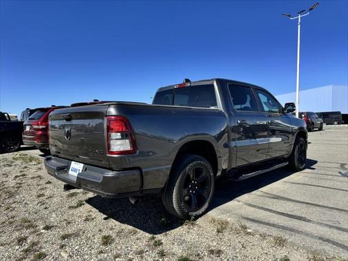 2022 RAM 1500 Big Horn Crew Cab 4x4 57' Box