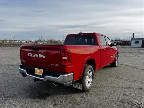 2025 RAM 1500 Big Horn Crew Cab 4x4 64' Box