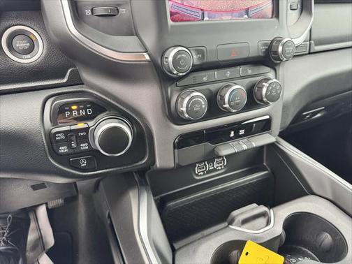 2024 RAM 1500 Big Horn Crew Cab 4x4 57' Box